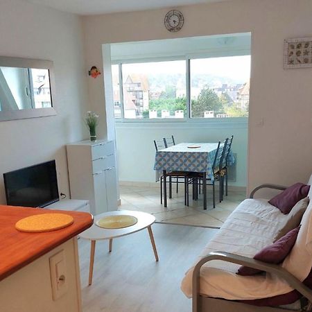 Charmant 2 Pieces Renove Avec Loggia, A Deux Pas De La Plage - Parking Prive - Idealement Situe - Fr-1-712-77 Villers-sur-Mer Eksteriør bilde