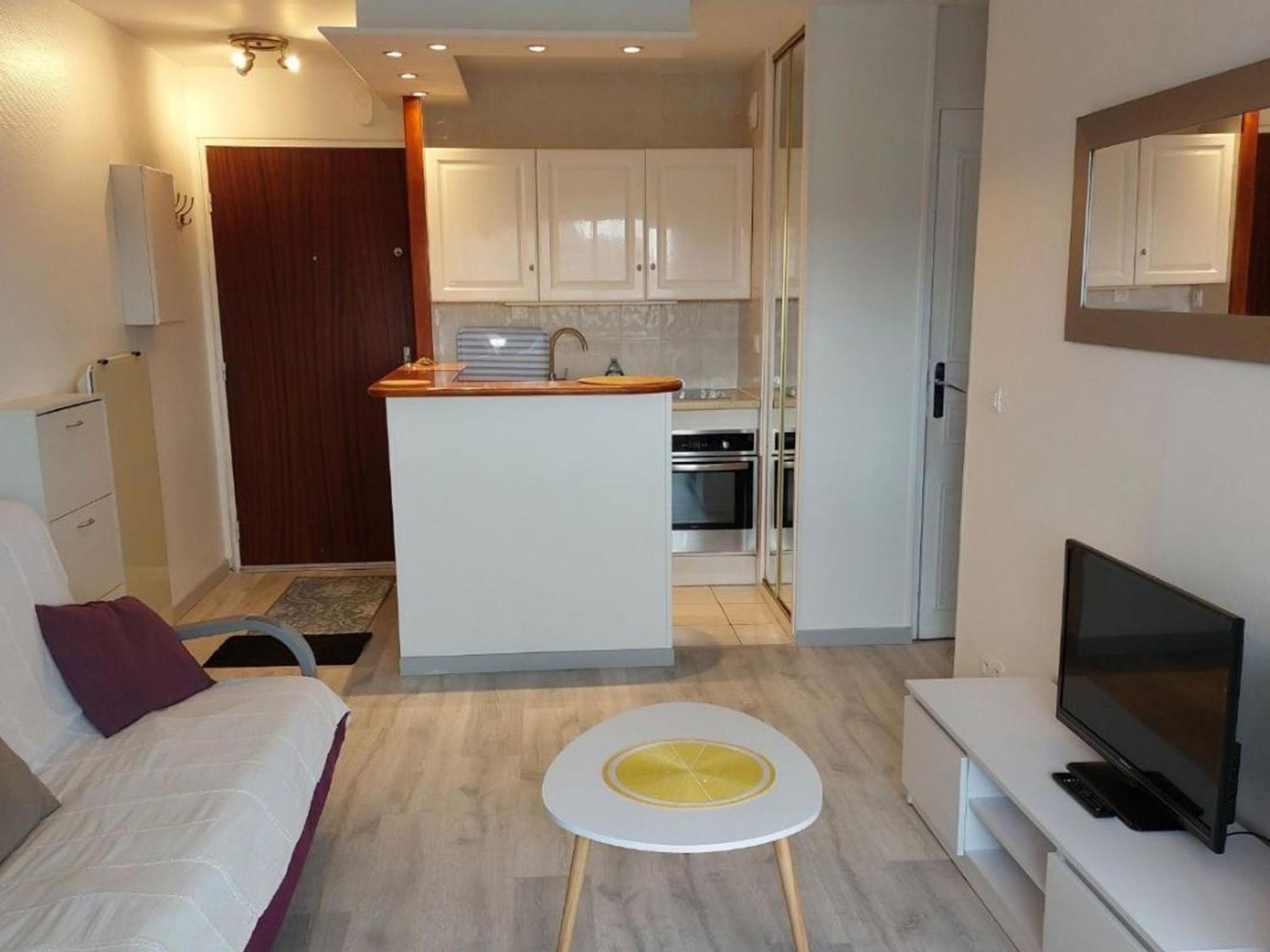 Charmant 2 Pieces Renove Avec Loggia, A Deux Pas De La Plage - Parking Prive - Idealement Situe - Fr-1-712-77 Villers-sur-Mer Eksteriør bilde